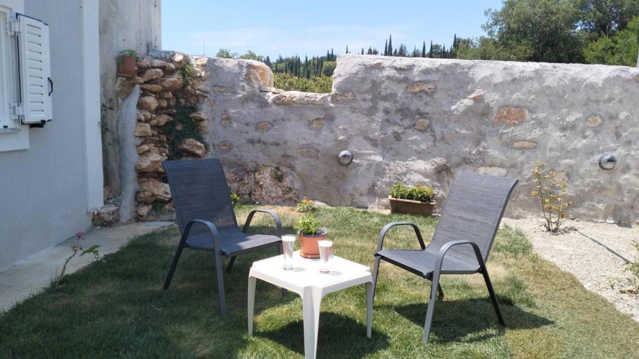 Vikou House Villa Gíri Kültér fotó